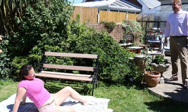 British Big Breasted Temptress Eva Jayne Fucking and Sucking - Mature.nl