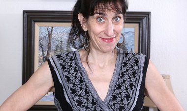 Naughty American Lady Getting Wet and Wild - Mature.nl