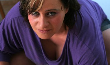 Huge Breasted Mature Slut Playing Alone - Mature.nl