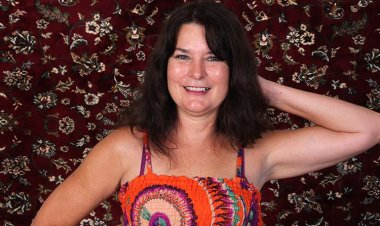 American Mature Slut Playing with Herself - Mature.nl