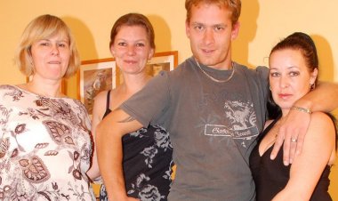 This Lucky Dude Fucks Three Older Women - Mature.nl