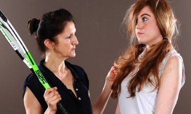 Hot Babe Must Listen to Her Lesbian Tennis Teacher - Mature.nl