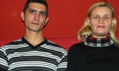 Naughty Cougar Fucking Her Toy Boy - Mature.nl