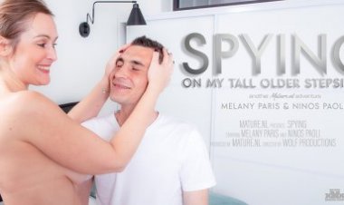 Spying on my older and taller stepsister