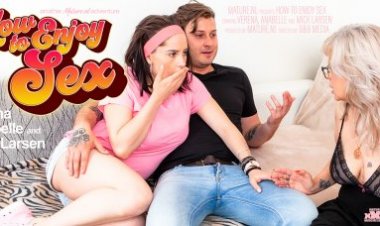 Stepmom is teaching how to enjoy sex