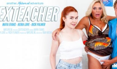 This MILF is one excellent sexteacher for young couples