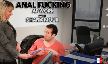 Anal fucking at work with Shana Mour