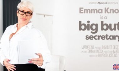 Big breasted secretary shows off her bootylicious body