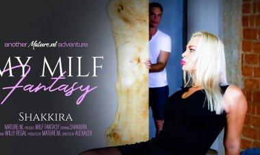 MILF Shakkira makes a young guys wildest fantasy come true