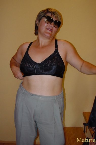 Mommy just loves showing her hairy pussy