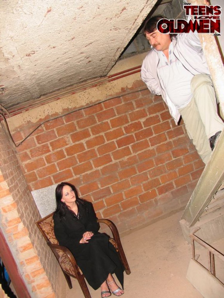 fuck this teeny in the basement