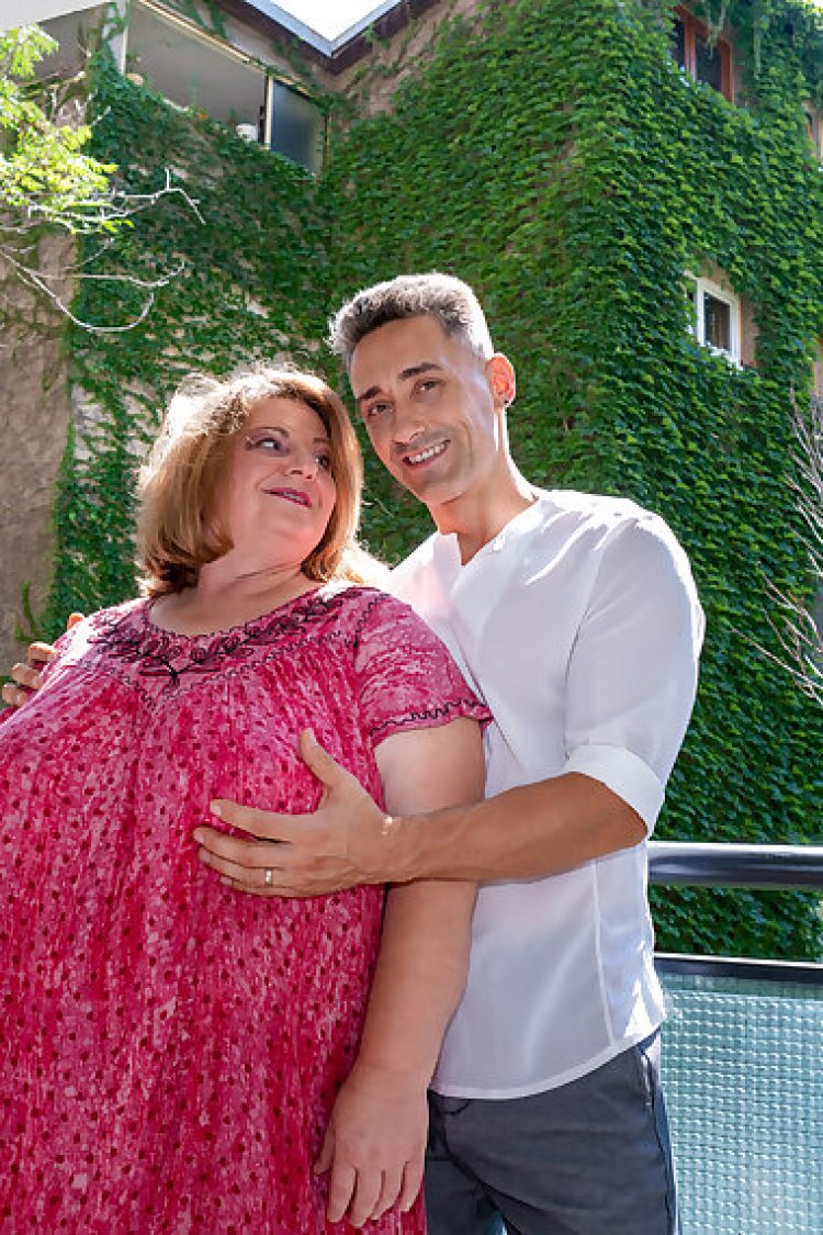 Huge breasted mature bbw is getting a younger cock to hanbdle