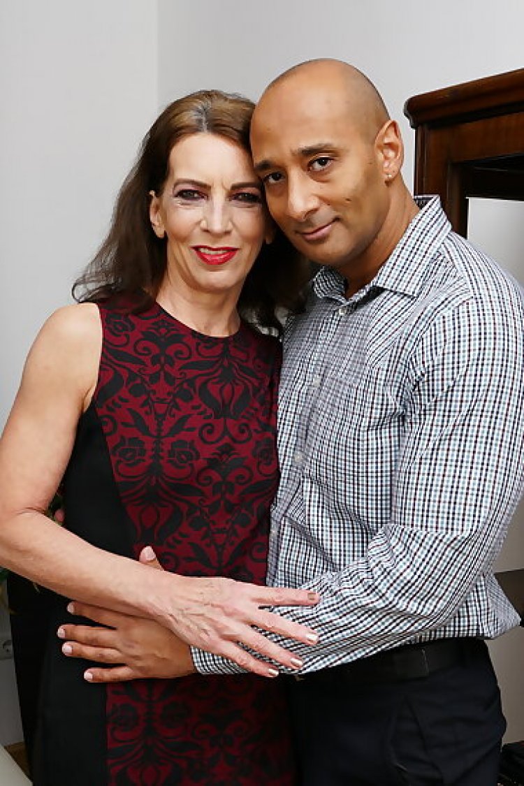 Naughty mature slut getting a big black surprise