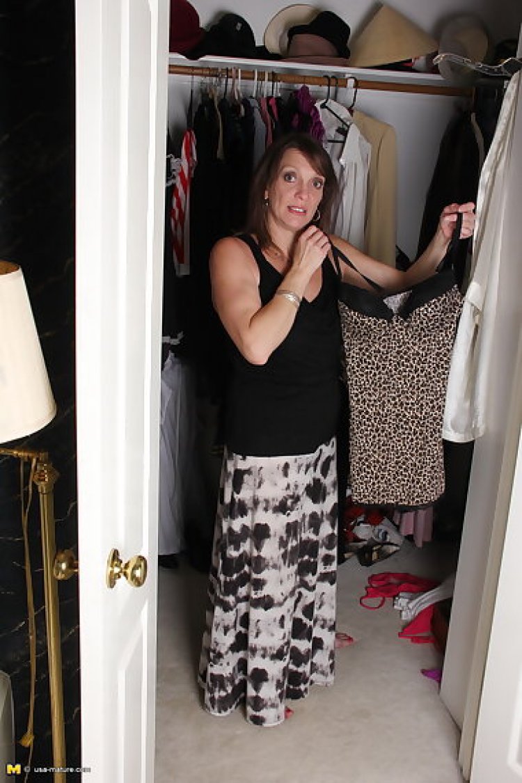 Naughty american housewife dressing up and then some