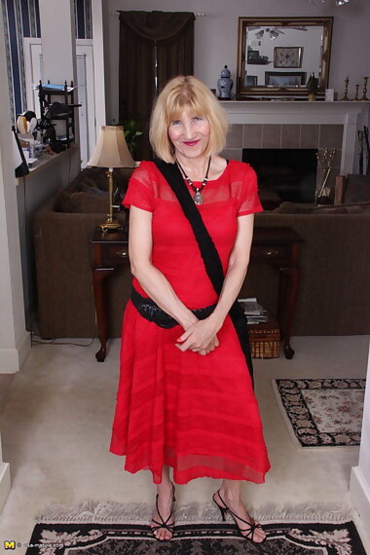 Naughty american mature lady teasing and playing
