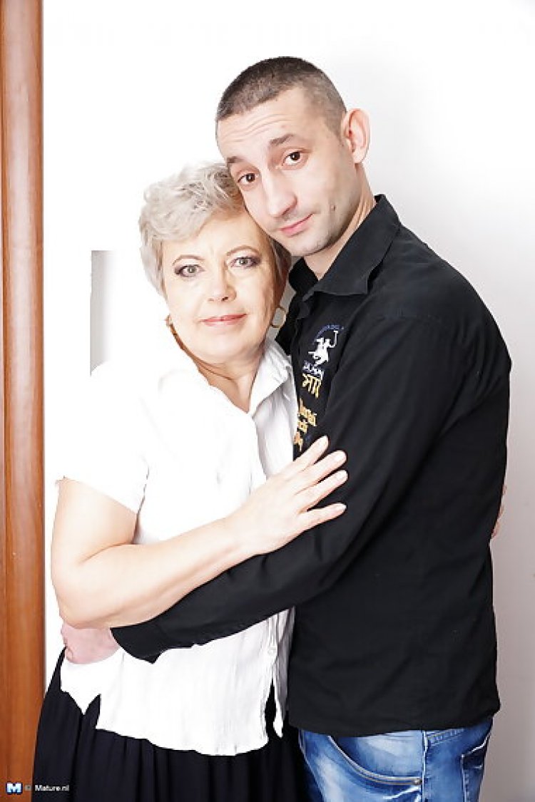 Horny mature lady fooling around with her toy boy