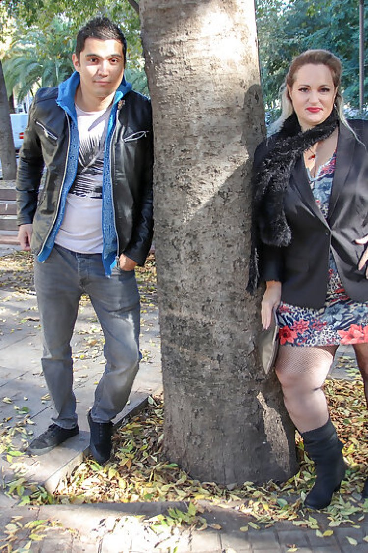 Huge breasted sophia lola loves facesitting on her toy boy