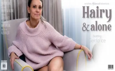 52 year old hairy Gerda Ice playing with her pussy