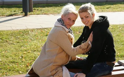 A First Old and Young Lesbian Date Turns out Hot - Mature.nl