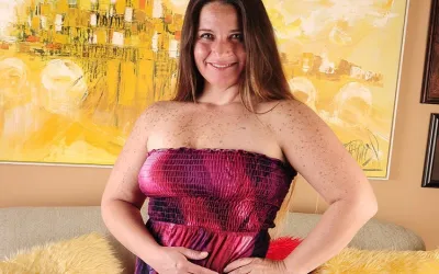 After a Night on the Town This Housewife Is Wet - Mature.nl