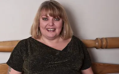 British Lady Shows Her Naughty Side - Mature.nl