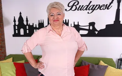 Chubby Mature Slut Playing with Her Big Tits - Mature.nl