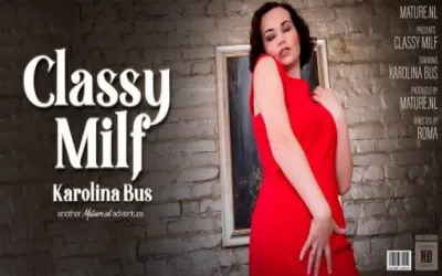 Classy MILF Karolina Bus loves to play with herself