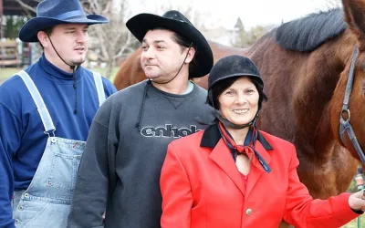 Horny Mature Slut Fucking Two Guys at Once - Mature.nl