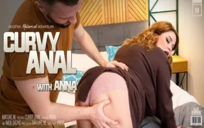 Hot anal sex with hot big breasted mom Anna Katz