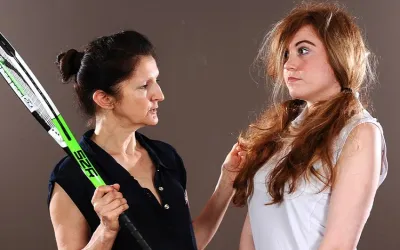 Hot Babe Must Listen to Her Lesbian Tennis Teacher - Mature.nl