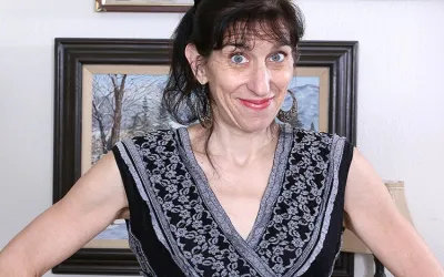 Naughty American Lady Getting Wet and Wild - Mature.nl