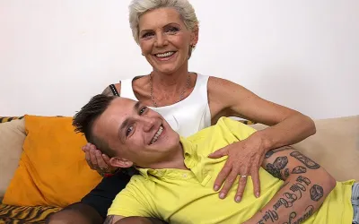 Naughty Mature Lady Doing Her Way Younger Lover - Mature.nl