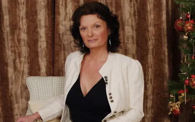 Sexy British MILF Loves to Masturbate - Mature.nl