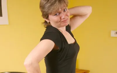 This Housewife Loves to Show What Makes Her Horny - Mature.nl