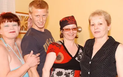 Three Mature Sluts Share One Cock - Mature.nl